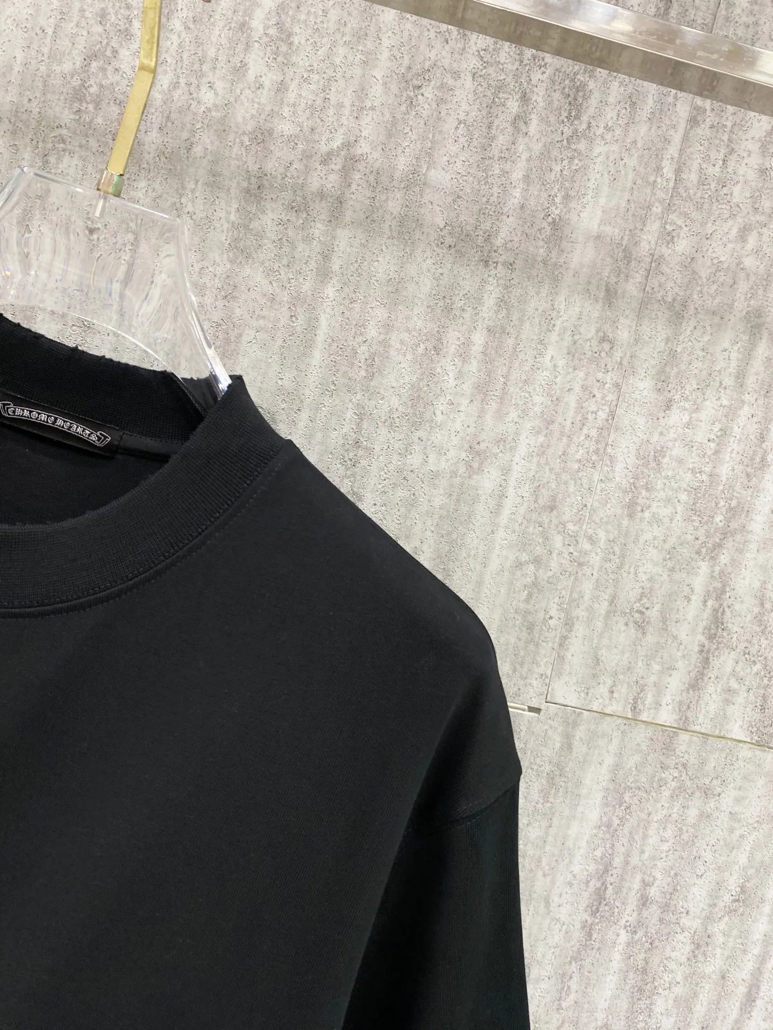 2026ss ， logo 32 𝐂𝐎𝐋𝐎𝐔𝐑：White Black 𝐒𝐈𝐙𝐄：S m L XL 110
